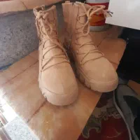 کفش وبوت ورزشی