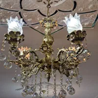 لوستر|لوستر و چراغ آویز|قم, چهل درخت‎|دیوار