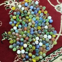 فنگ فخوری و هشت پر