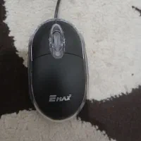 یک عدد موس نو