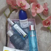 پک محصولات ارایشی و بهداشتی لدورا