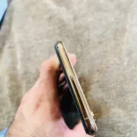ایفونxmax