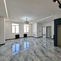 72مترشیک-عالی-پارکینگ-دار-روبه-نما-کم-واحد