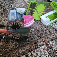 تعدادی وسیله آشپزخانه بفروش میرسد