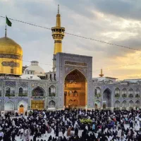 بیایید این بارمهمان اقا امام هشتم باشیم