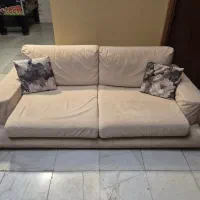 کاناپه بزرگ ۲ الی ۳ نفره رنگ کرم - دست دوم