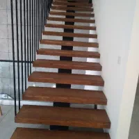 پله چوبی ترموود نقاشی چوب نجاری دکور پله .