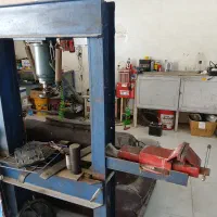 دستگاه پرس ۲۰تنی با دستگیره