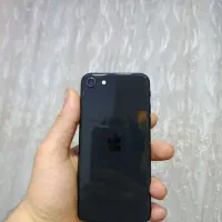 آیفون se2020(با لوازم کامل)128)lla