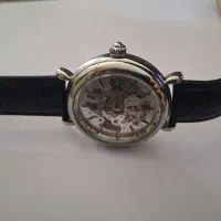 ساعت مچی قدیمی