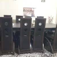 صندلی ومیز نهارخوری