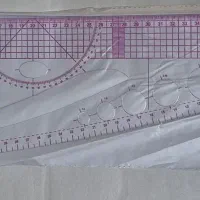خط‌کش الگوکشی، همه‌کاره‌ی ژله‌ای