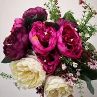 دسته گل مصنوعی|گل مصنوعی|نجف‌آباد, یزدانشهر|دیوار