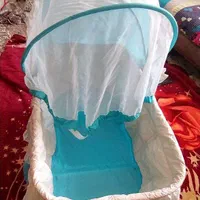گهواره کنار مادر (ثابت متحرک در حد نو کاملا سالم)|تخت و صندلی بچه|قم, پردیسان|دیوار