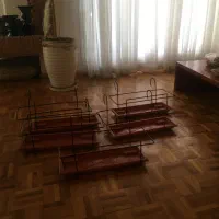 استند فلزی گلدان مناسب برای لبه پنچره