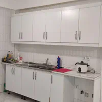 کابینت ام دی اف به همراه سینک و شیر سینک در حد نو