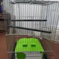 قفس بزرگ به همراه لانه پلاستیکی فقط ۶۰۰ تومن مقطوع|لوازم جانبی حیوانات|ملایر, |دیوار