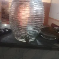 کارمند شیشه ای