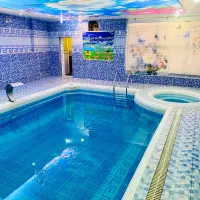 ویلا ۱۰۰۰متر لوکس دربست نوساز با استخروجکوزی داغ|اجارهٔ کوتاهمدت ویلا و باغ|نیشابور, فضل|دیوار