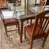 میز نهار خوری چهار نفره میزش شش نفره هست|میز و صندلی غذاخوری|میاندوآب, |دیوار