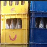 جعبه نوشابه شیشهای کوکاکولا زمزم پپسی