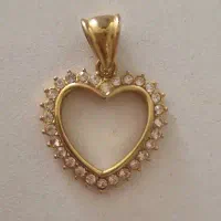 آویز گردن قلبی