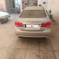 خودروی ولیکس c30رنگ نقره‌ای مدل۹۴