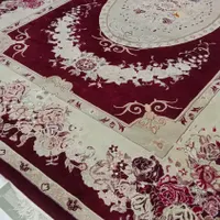 دو تخته گلیم فرش ۶ متری و یه فرش قرمز  ۹ متری