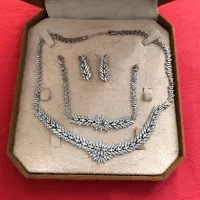 سرویس نقره طرح جواهر و دستبند نقره