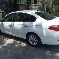 برلیانس H330 اتوماتیک 1650cc، مدل ۱۳۹۹