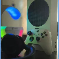 Xbox Series S  512GB (تمیز و سالم) دو دسته