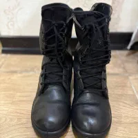 پوتین بهمن|کیف، کفش، کمربند|اهواز, سپیدار|دیوار