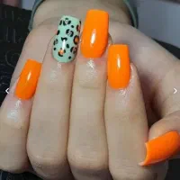 کاشت  ناخن فقط فقط ۳۰۰تومان|خدمات آرایشگری و زیبایی|الوند, |دیوار