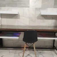 اجاره ی میز کار و فضای اشتراکی برای هنرمندان و...
