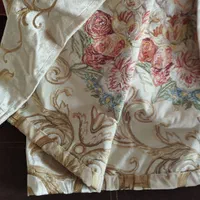 کنار پرده گلدوزی مخمل درجه «۱»|پرده، رانر، رومیزی|کرج, اسدآباد|دیوار