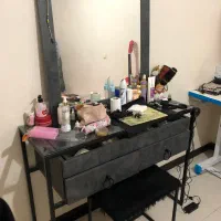 دو عدد تخت خواب و یک میز آرایش|تخت و سرویس خواب|رودهن, |دیوار