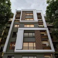 میرزاطاهر شرقی پیش فروش ۱۵۵ متری نزدیک خیابان