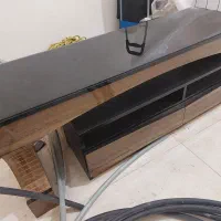 میز تی وی|میز تلویزیون|رشت, امین الضرب|دیوار