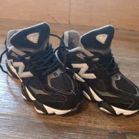 کفش نیوبولانس