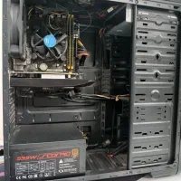 کیس و مانیتور میان رده