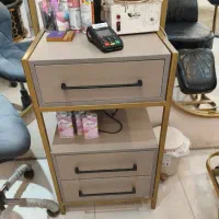 فروش ترولی آرایشگاهی و استند لاک