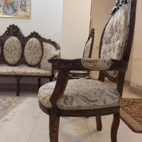 فروش مبل سلطنتی ۸ نفره همراه با میز عسلی و ویترین|مبلمان خانگی و میز عسلی|آمل, |دیوار