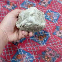 سنگ معدنی طبیعی    خیلی بزرگ کم یاب