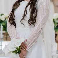 لباس عقد