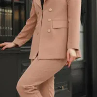 کت و شلوار زنانه کرم رنگ