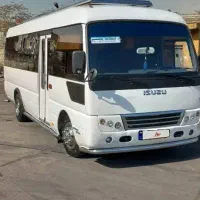 مینی بوس ایسوزو p700