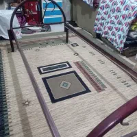 تخت و تشک سالم