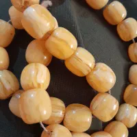 گردنبند مرجان و سندلوس