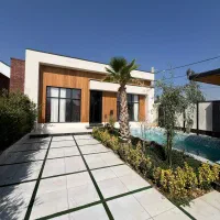 تهران دشت مدرن محوطه استخر فعال نگهبانی