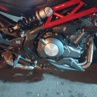 بنلی دو سیلندر 300